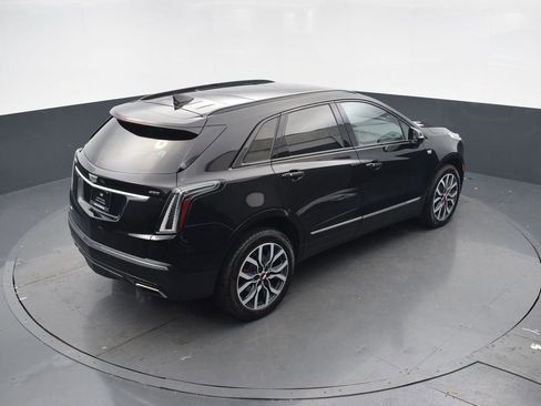 Certified 2024 Cadillac XT5 Sportv w/ LPO, Red Accent Package image 45