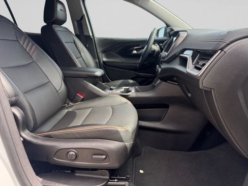 Used 2023 GMC Terrain AT4 AWD/4WD image 15