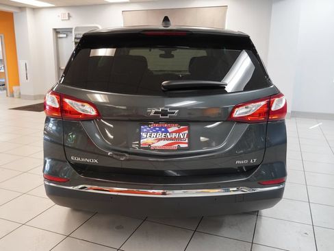 Used 2020 Chevrolet Equinox LT w/ Driver Convenience Package AWD/4WD image 8