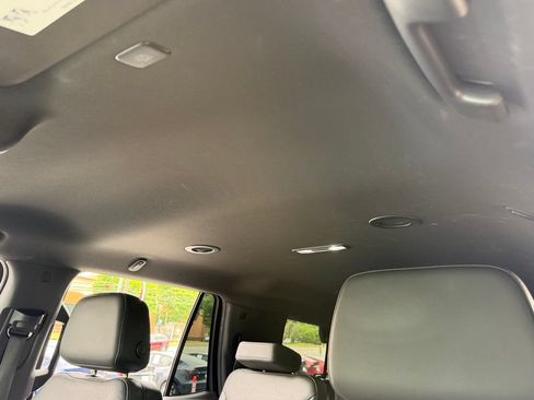 Used 2023 Chevrolet Tahoe LT w/ Luxury Package RWD image 55