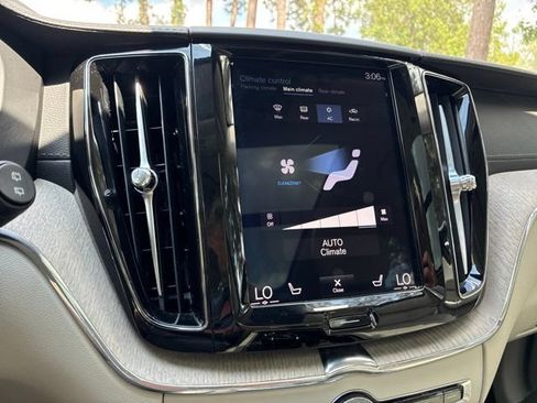 Used 2019 Volvo XC60 T6 Inscription AWD/4WD image 29