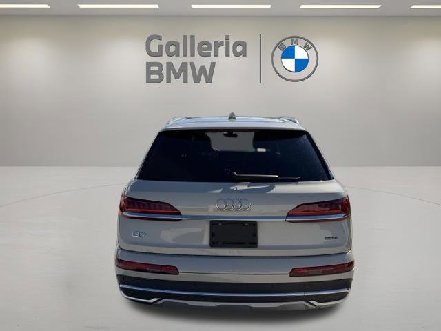 Used 2024 Audi Q7 3.0T Prestige AWD/4WD image 6