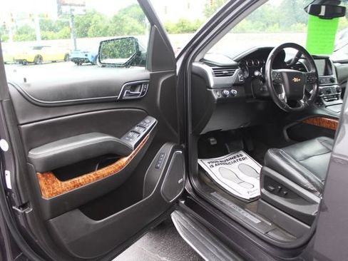 Used 2018 Chevrolet Tahoe Premier AWD/4WD image 6