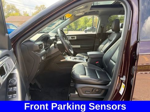 Used 2022 Ford Explorer XLT w/ Equipment Group 202A AWD/4WD image 10