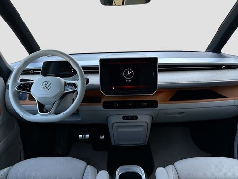 Used 2025 Volkswagen ID. Buzz 1st Edition image 24
