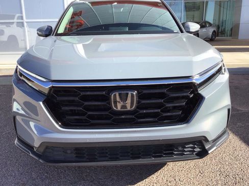 Used 2025 Honda CR-V EX-L image 9