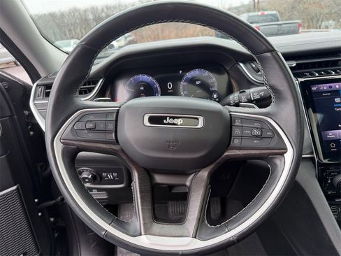 Certified 2022 Jeep Grand Cherokee L Limited image 15