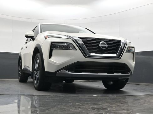Used 2023 Nissan Rogue SL w/ SL Premium Package FWD image 50