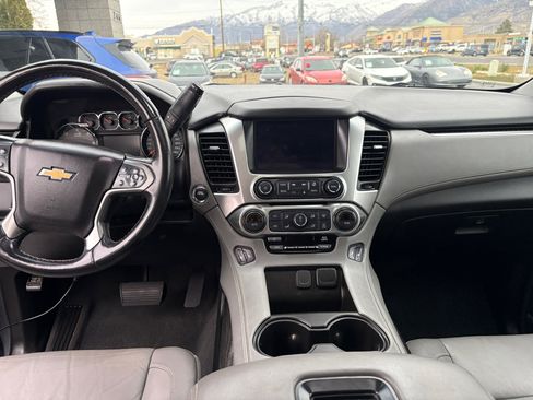 Used 2019 Chevrolet Tahoe LT image 18