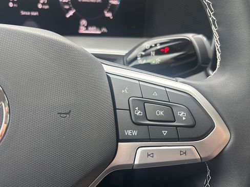 New 2026 Volkswagen Tiguan SE AWD/4WD image 24