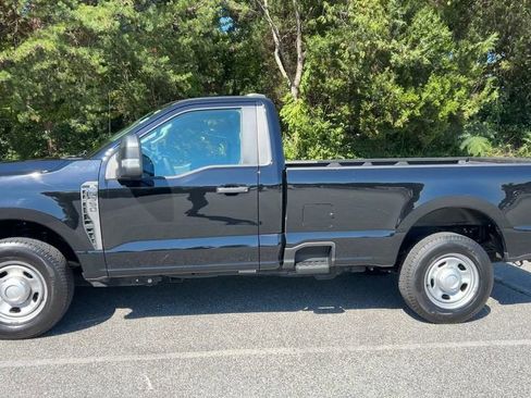 Used 2024 Ford F350 XL w/ Camper Package image 34