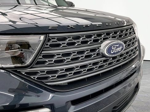 Certified 2023 Ford Explorer XLT w/ Equipment Group 202A AWD/4WD image 29
