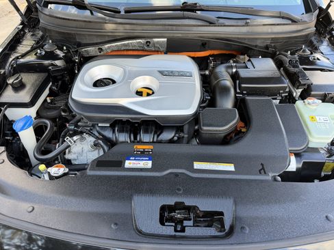 Used 2016 Hyundai Sonata SE FWD image 40