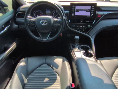 Used 2023 Toyota Camry SE FWD image 13