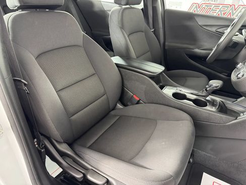 Used 2023 Chevrolet Malibu LT FWD image 33