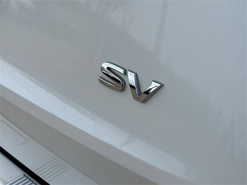 Used 2023 Nissan Rogue SV w/ SV Premium Package image 10