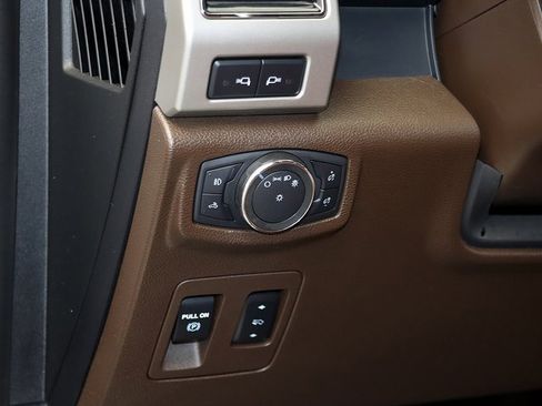 Used 2019 Ford F150 King Ranch w/ Equipment Group 601A Luxury image 27