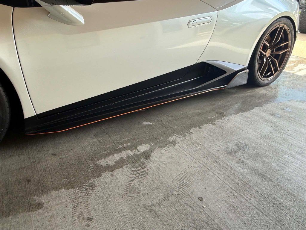 Used 2017 Lamborghini Huracan LP 580-2 RWD image 8