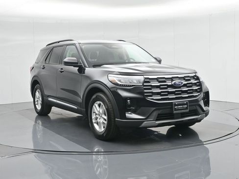 New 2025 Ford Explorer Active w/ Active Comfort Package image 50