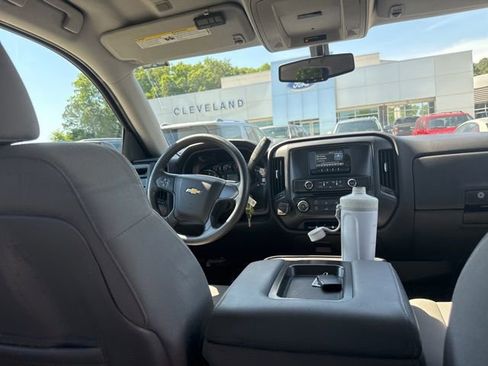 Used 2015 Chevrolet Silverado 1500 W/T RWD image 17