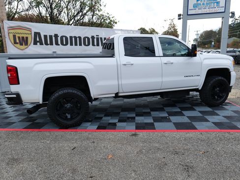 Used 2016 GMC Sierra 2500 Denali w/ Duramax Plus Package image 67