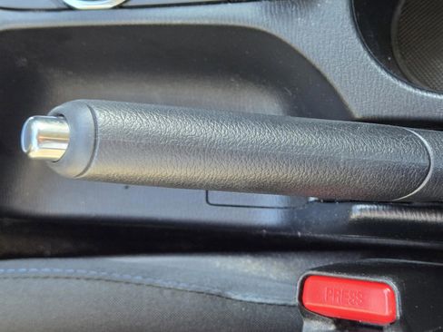 Used 2020 Toyota Yaris LE image 27