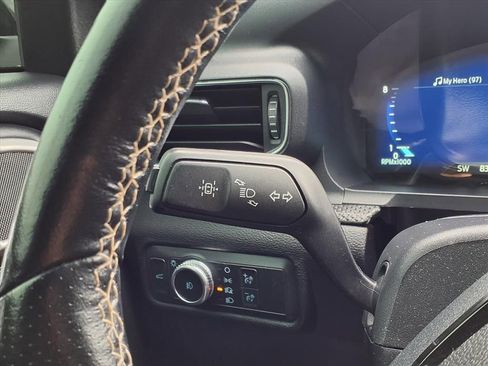 Used 2022 Ford Explorer ST image 16