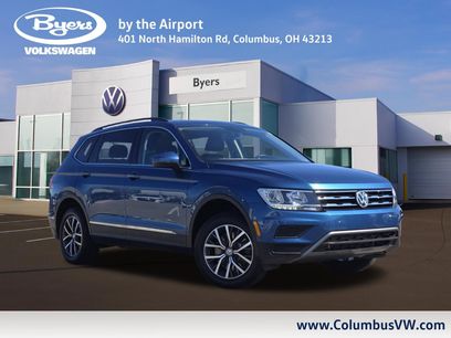 Used 2020 Volkswagen Tiguan SE w/ Panoramic Sunroof Package