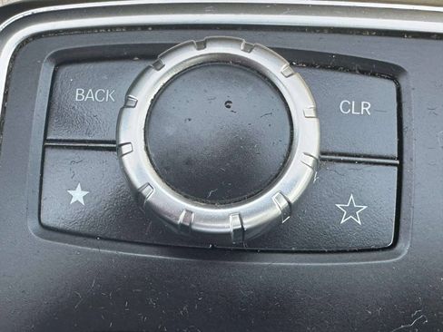 Used 2014 Mercedes-Benz ML 350 4MATIC image 29