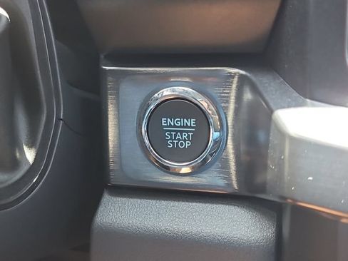 Used 2026 Ford F250 Lariat AWD/4WD image 30