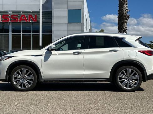 Used 2022 INFINITI QX50 Sensory image 7