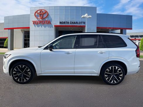 Used 2026 Volvo XC90 B6 Ultra w/ Lounge Package image 4