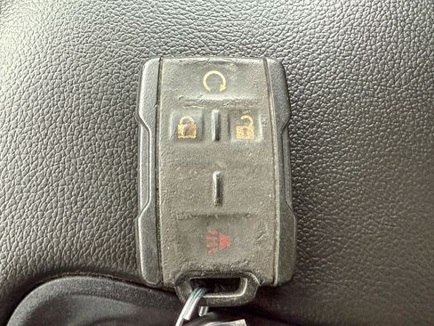 Certified 2018 Chevrolet Silverado 1500 LT w/ All Star Edition image 43