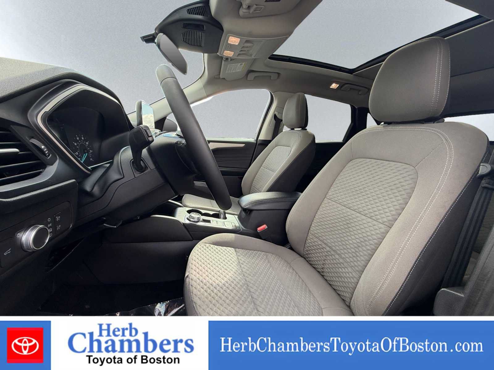 Used 2021 Ford Escape SE w/ Convenience Package AWD/4WD image 6