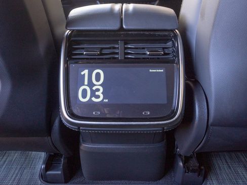 Used 2024 Rivian R1S Adventure image 19