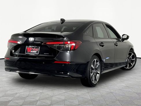 Used 2025 Honda Civic Sport image 6