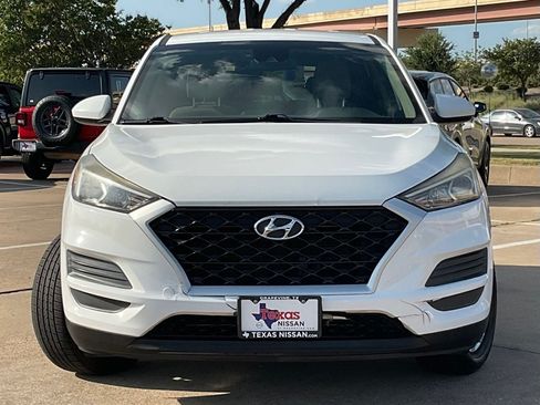 Used 2019 Hyundai Tucson SE FWD image 2