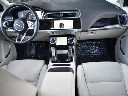 Used 2020 Jaguar I-PACE SE image 39