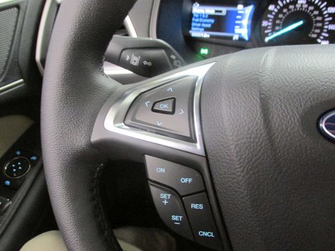 New 2024 Ford Edge SEL w/ Convenience Package image 32
