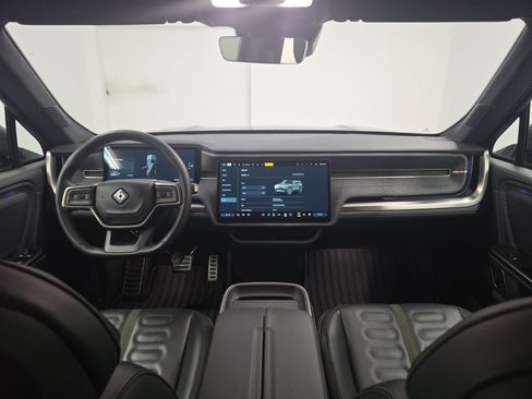 Used 2024 Rivian R1S Adventure AWD/4WD image 27