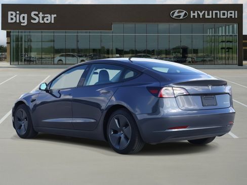 Used 2022 Tesla Model 3 Long Range image 3