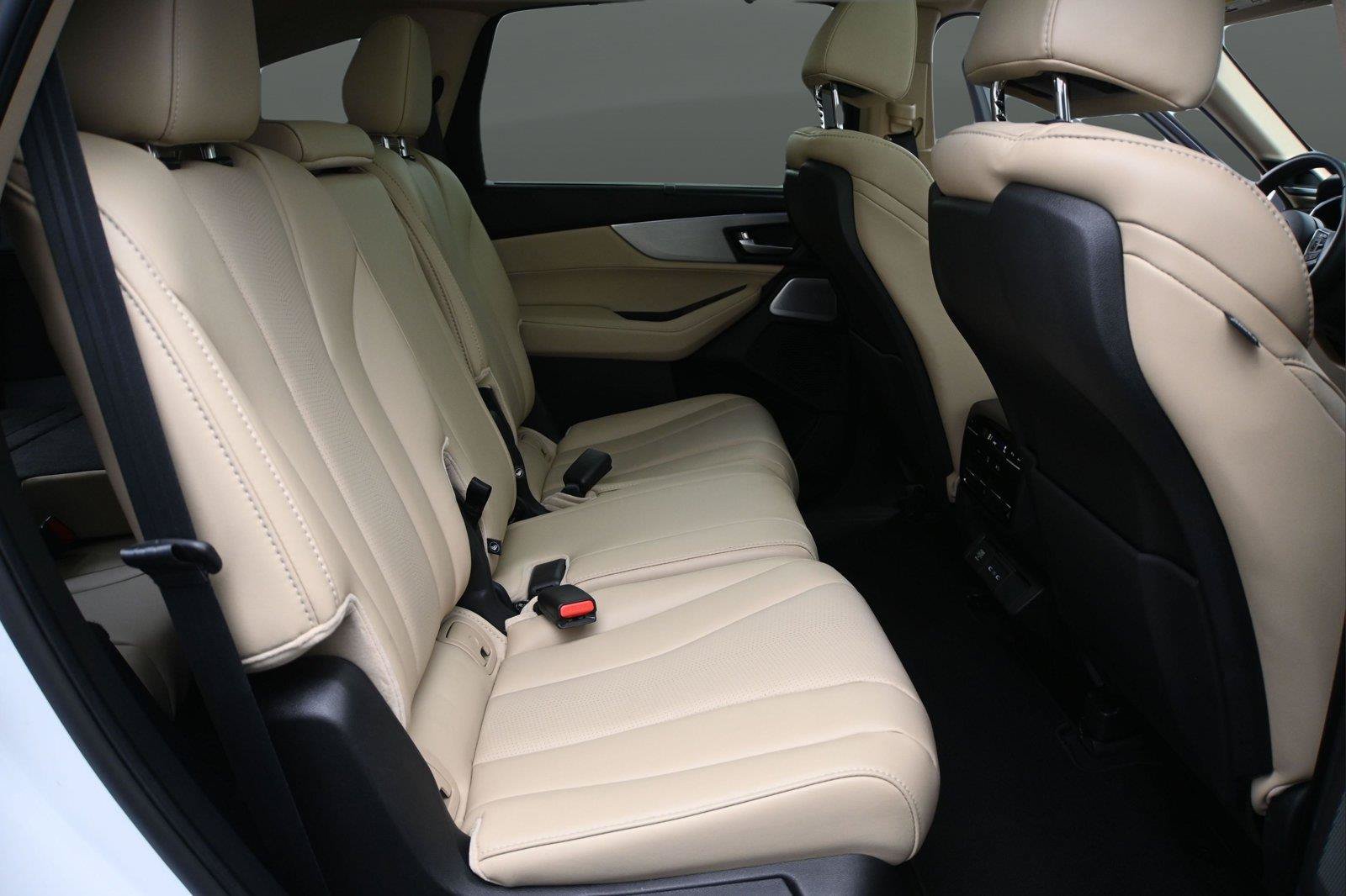 Used 2025 Acura MDX w/ Technology Package AWD/4WD image 24