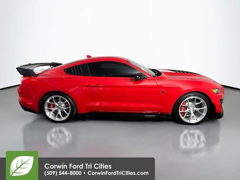 Used 2021 Ford Mustang Shelby GT500 w/ Technology Package RWD image 19