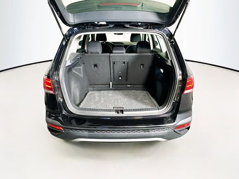 Used 2024 Volkswagen Taos S image 28