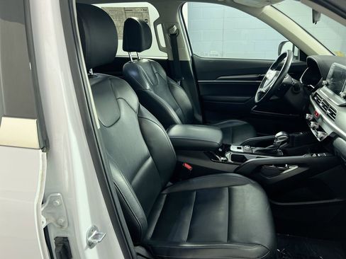 Used 2021 Kia Telluride S image 28