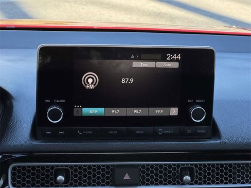 Used 2025 Honda Civic Sport image 4