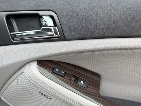 Used 2013 Kia Optima EX w/ Premium Pkg image 32