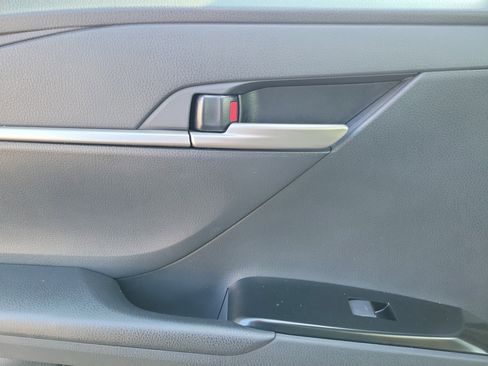 New 2026 Toyota Camry SE image 12