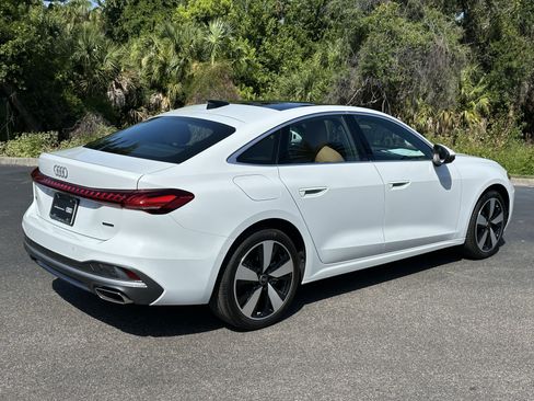 Used 2025 Audi A5 2.0T Premium Plus w/ Premium Plus AWD/4WD image 4