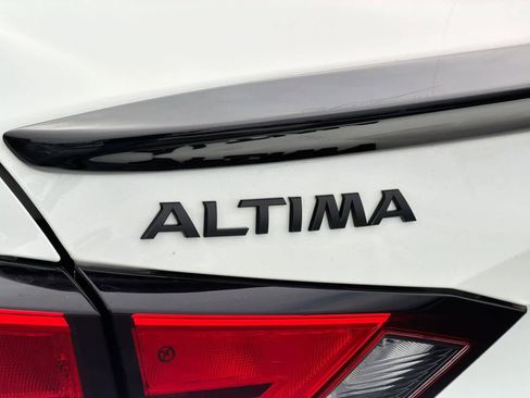 Used 2022 Nissan Altima 2.5 SR w/ Midnight Edition Package image 13